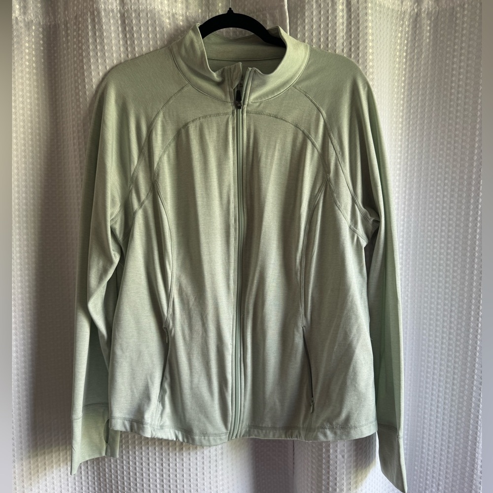 Light weight zipper up jacket